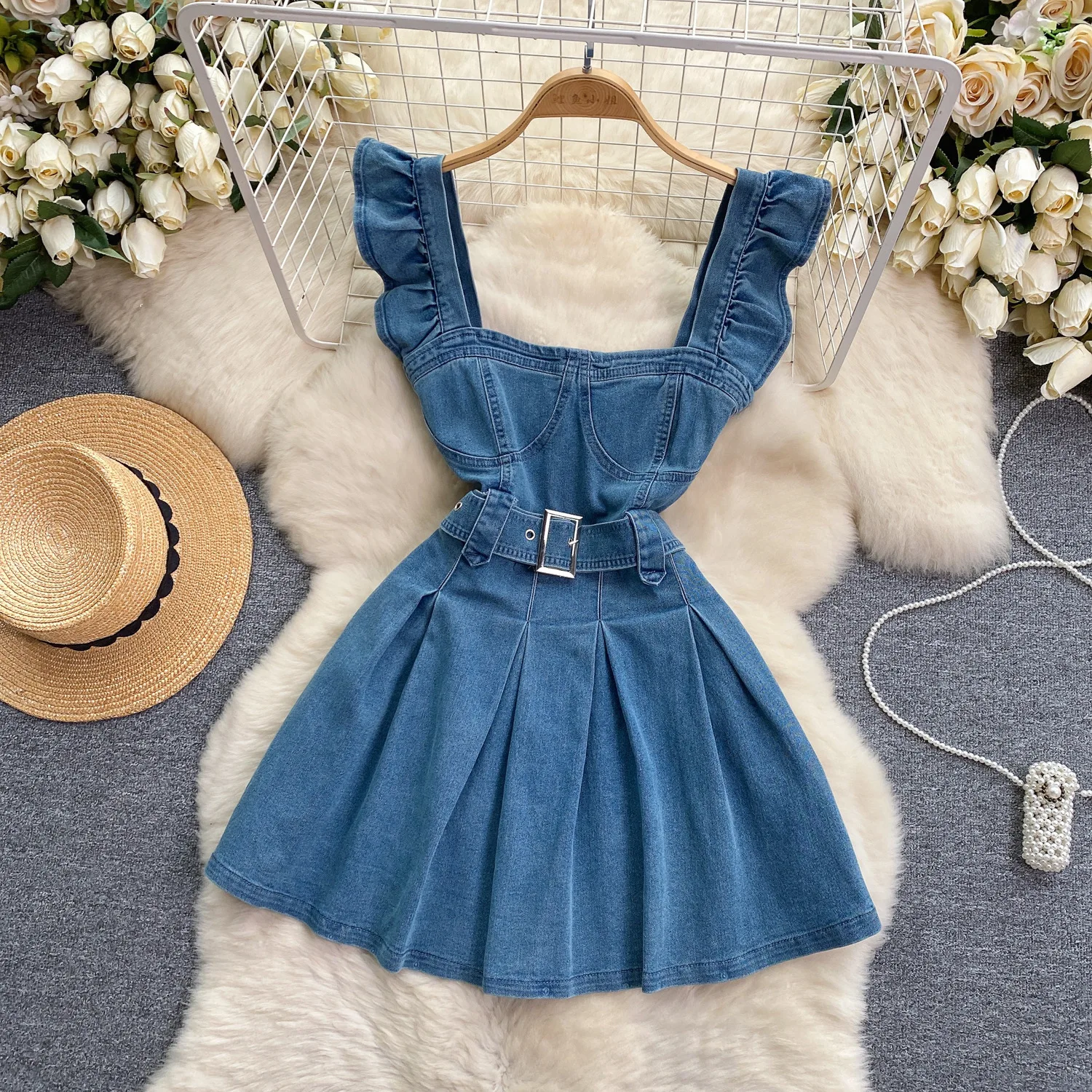 Korean Version of The College  - مراجعة Maxi Dress Halter وسعره