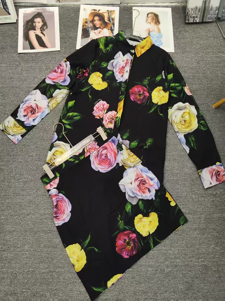 Retro flower print long-sleeve - مراجعة Romper Floral Print وسعره