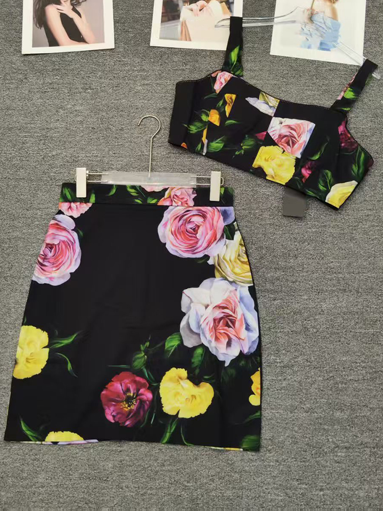 Retro flower print long-sleeve - مراجعة Romper Floral Print وسعره